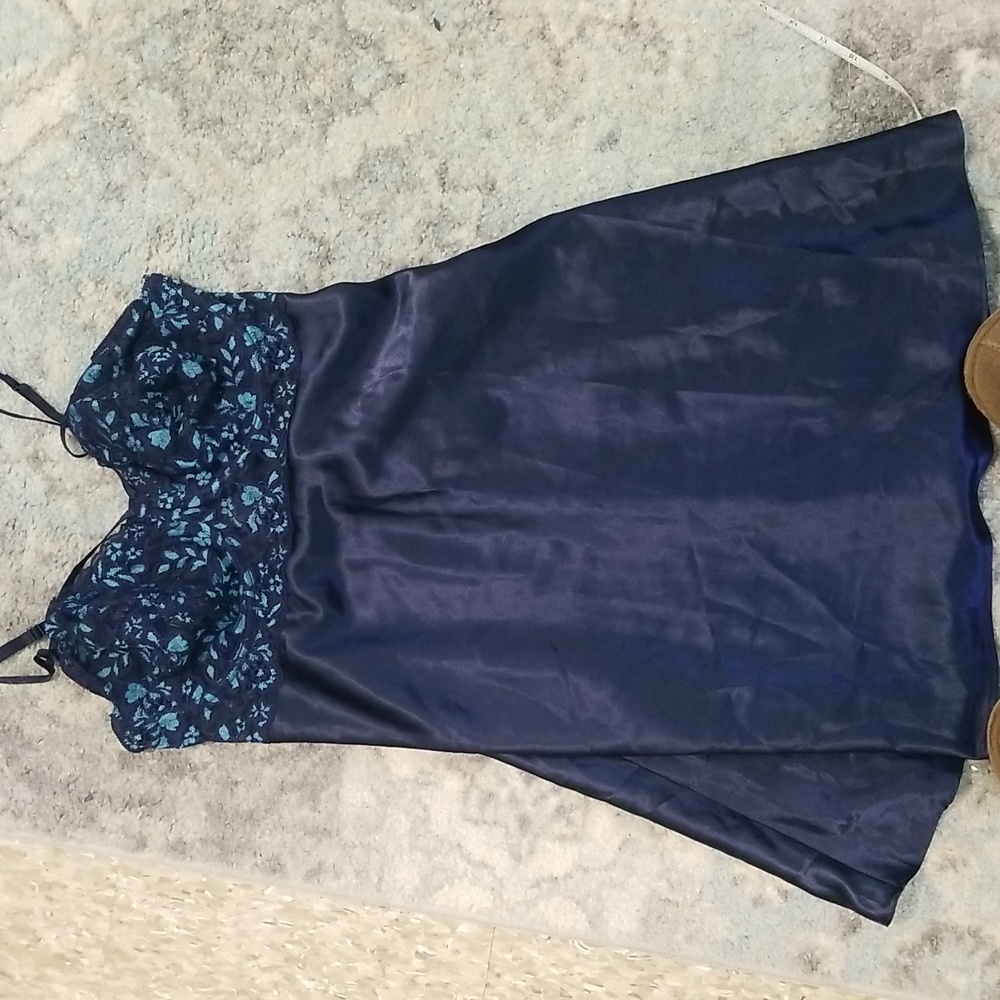 Nighty by Cacique. Navy